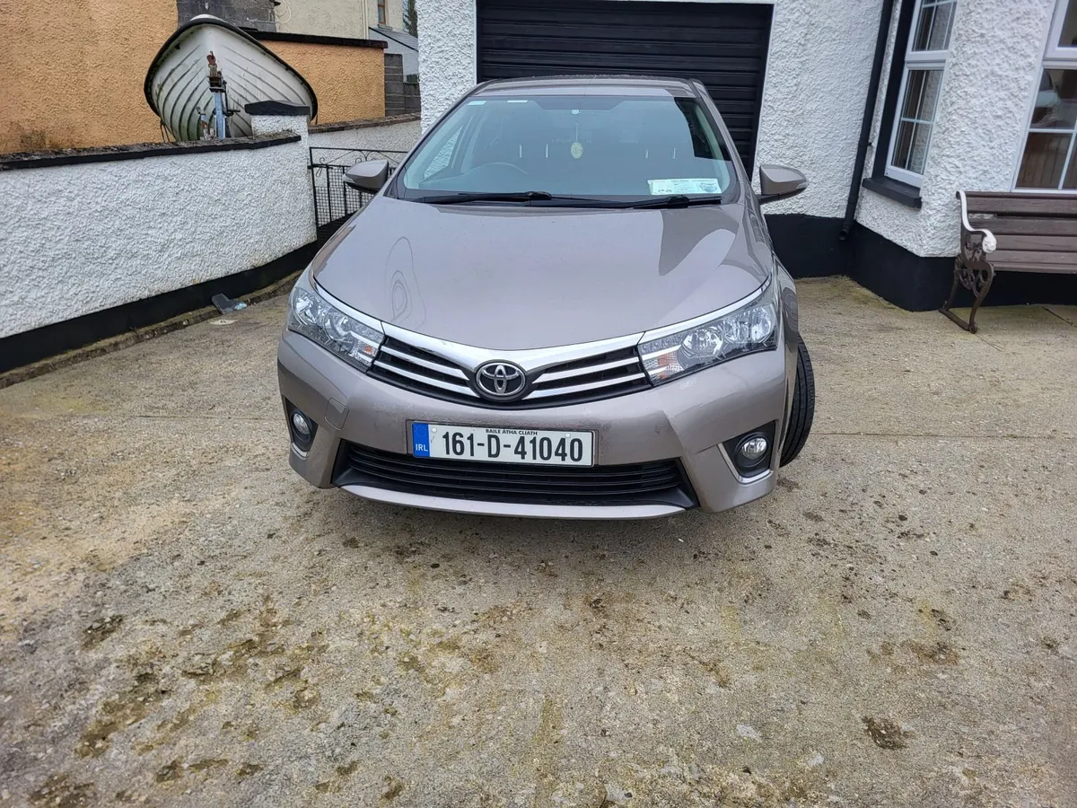 Toyota Corolla - Image 2