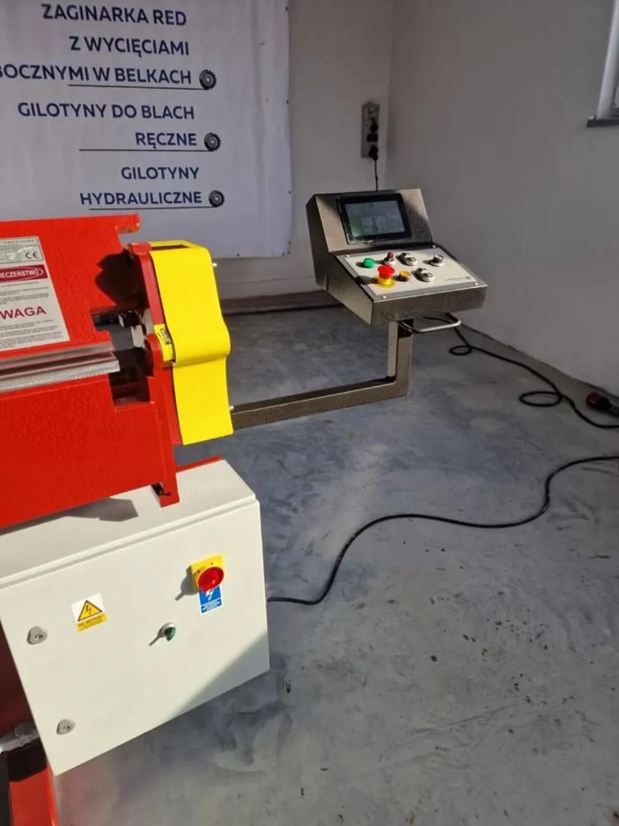 electric sheet metal folder 3m with foot control - Image 4