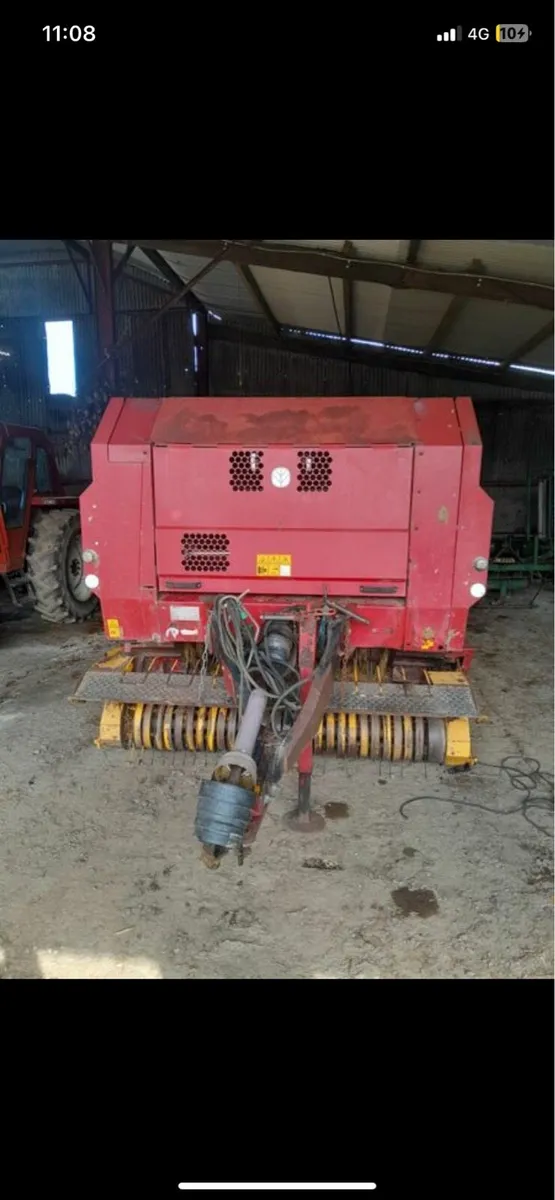 New Holland baler - Image 4