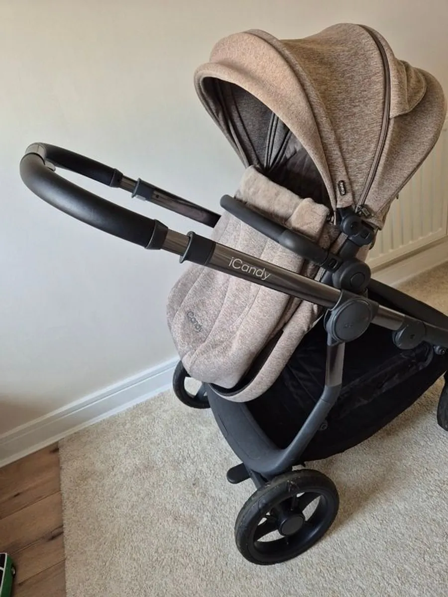 Icandy travel system - Image 1