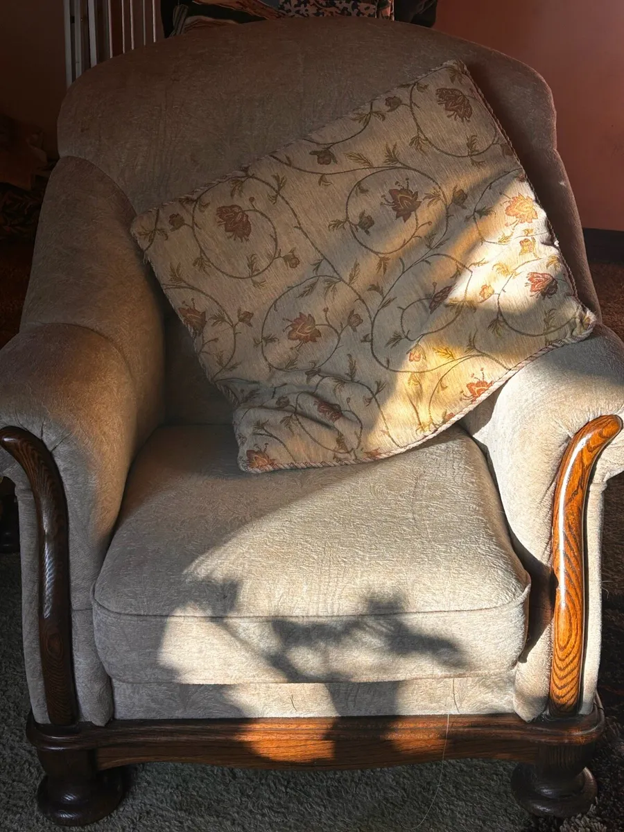 3 piece suite of furniture - Image 3