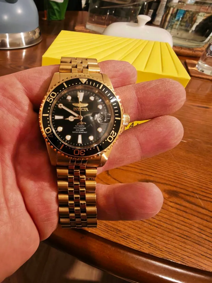 Invicta men's watch automatic 200m - Image 1