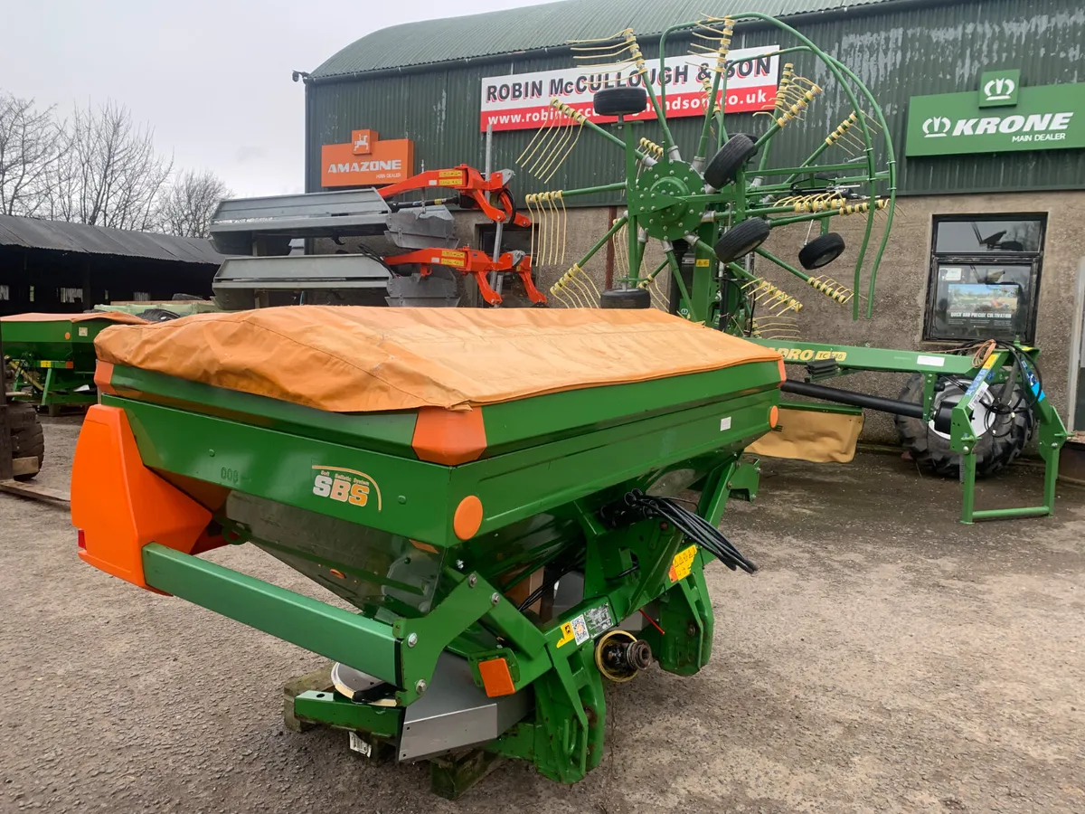 Amazone zam 1701 spreader - Image 4