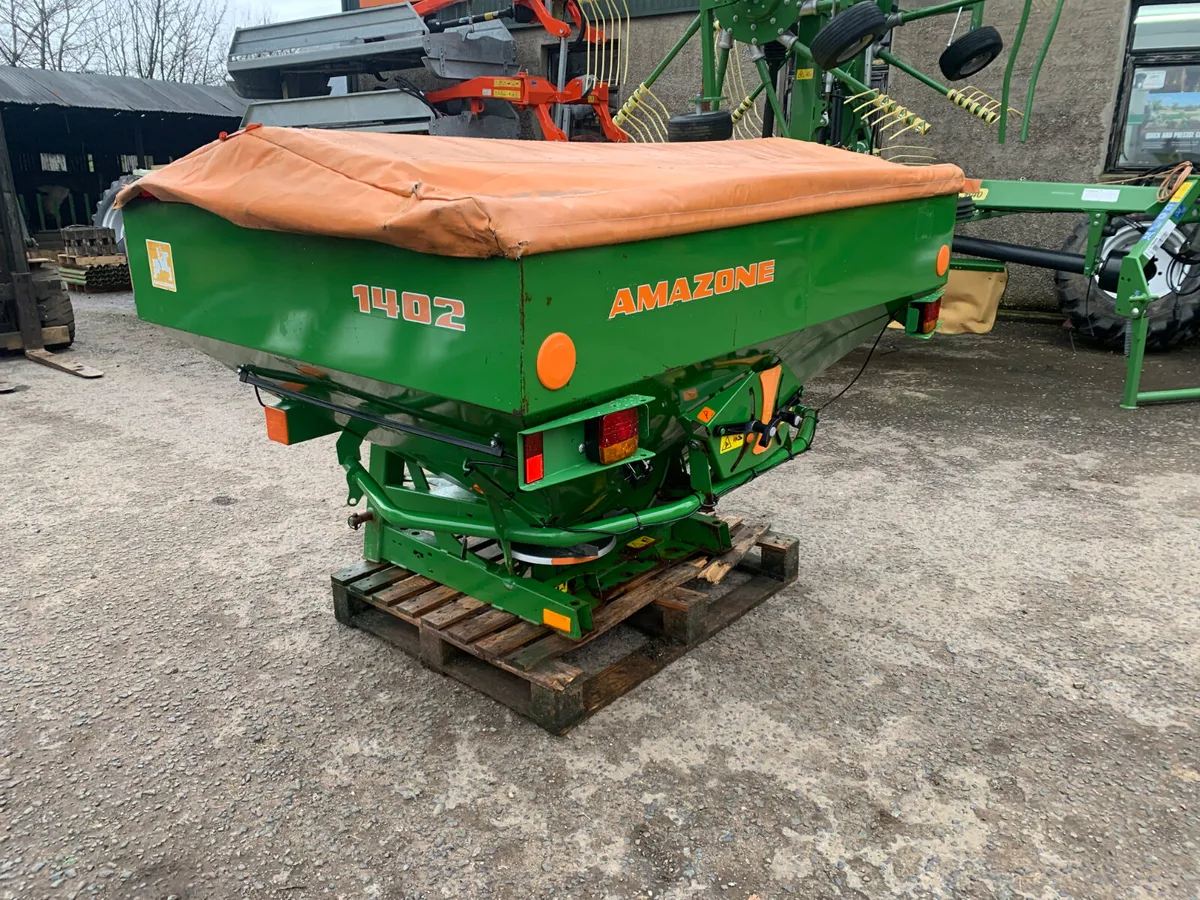Amazone zax 1402 spreader - Image 1