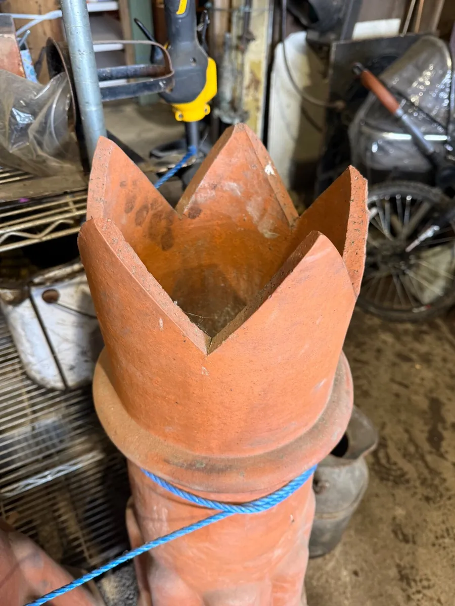 2 reclaimed large clay chimney pots - Image 2
