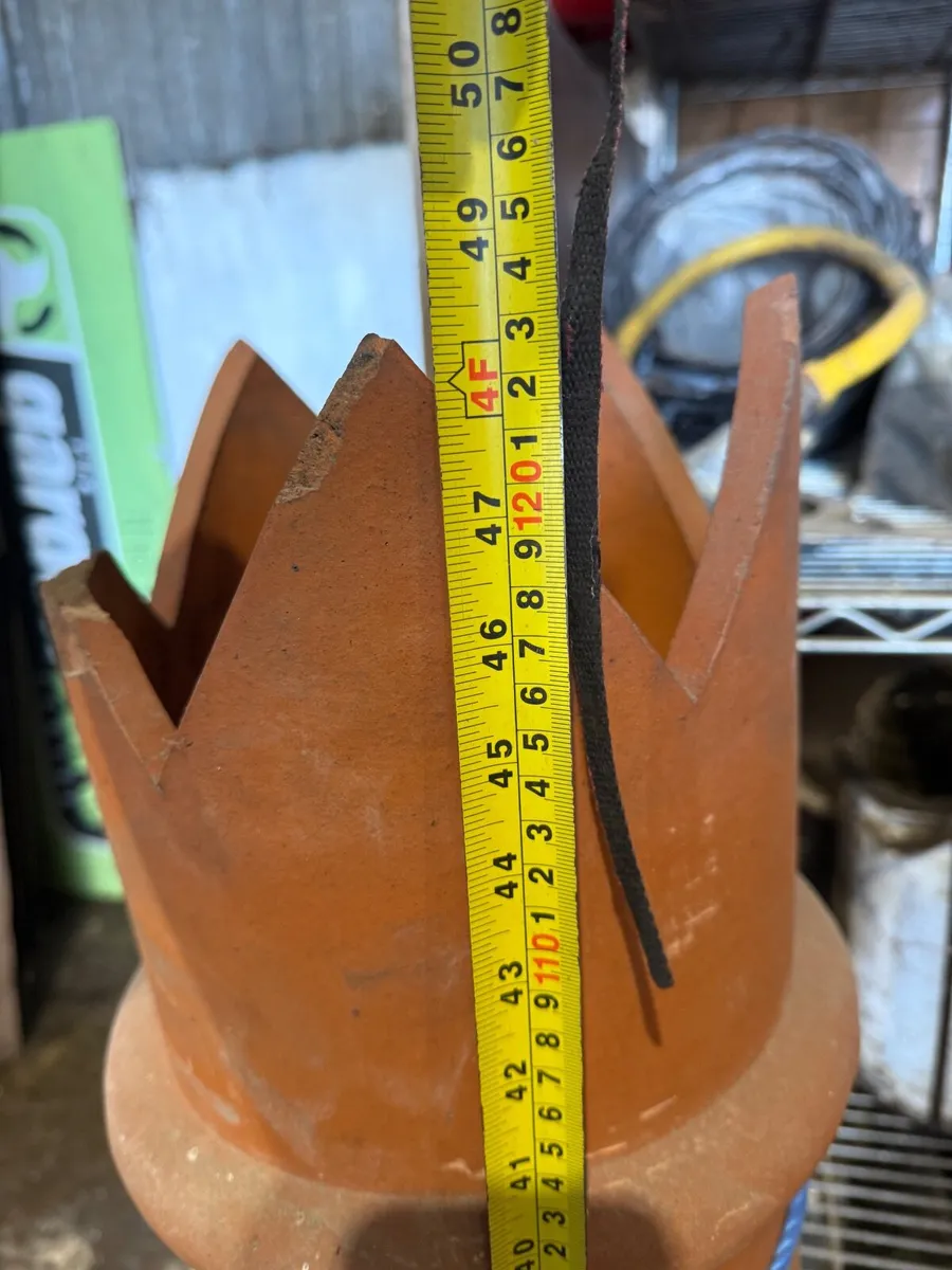 2 reclaimed large clay chimney pots - Image 4