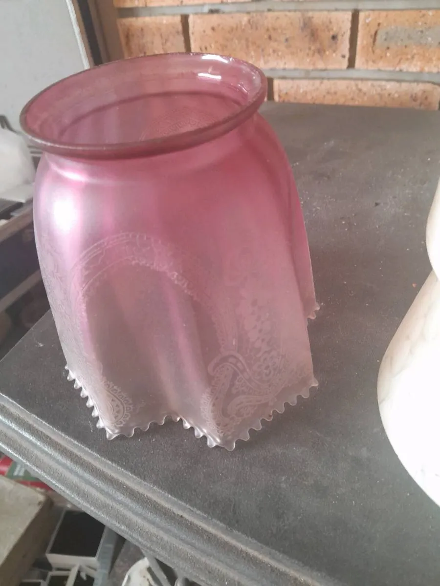 4 vintage shades - Image 1