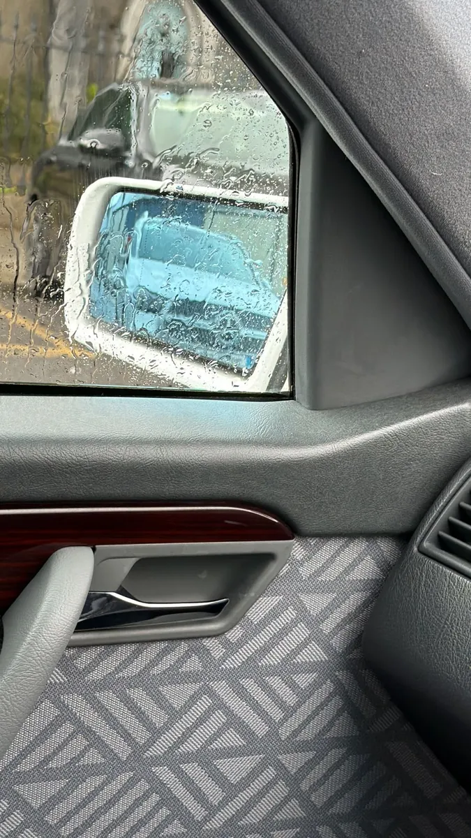 Mercedes-Benz C-Class 1995 - Image 4