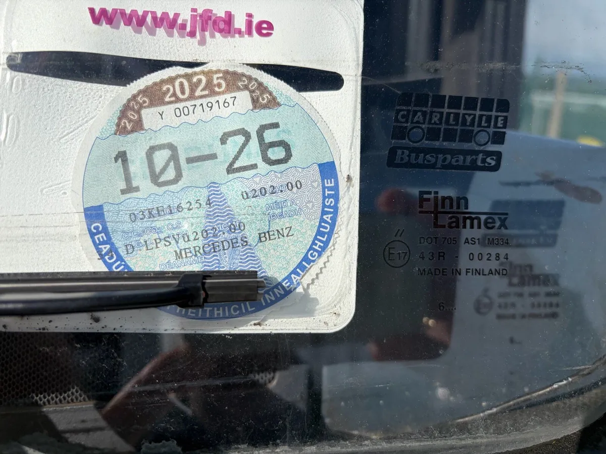 2003 Mercedes vario 33 seater - Image 3