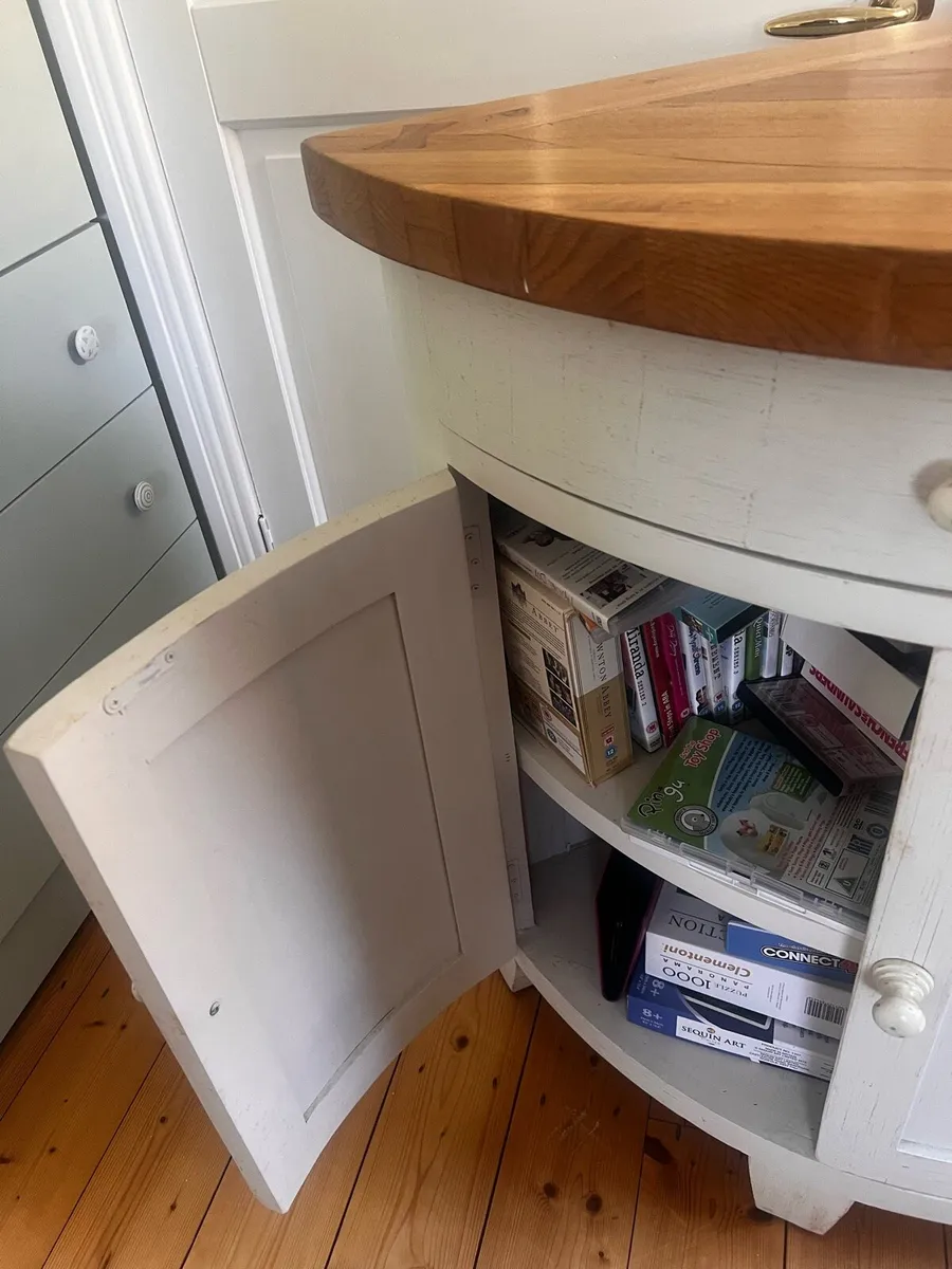 Corner cabinet - Image 2