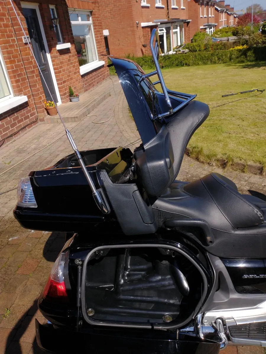 Honda GL1800 Goldwing 2010 - Image 4
