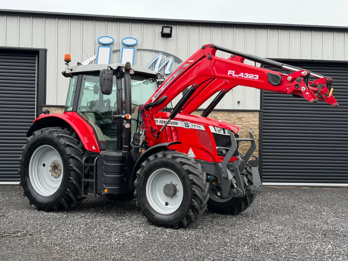 23 MASSEY FERGUSON 7715S - Image 1