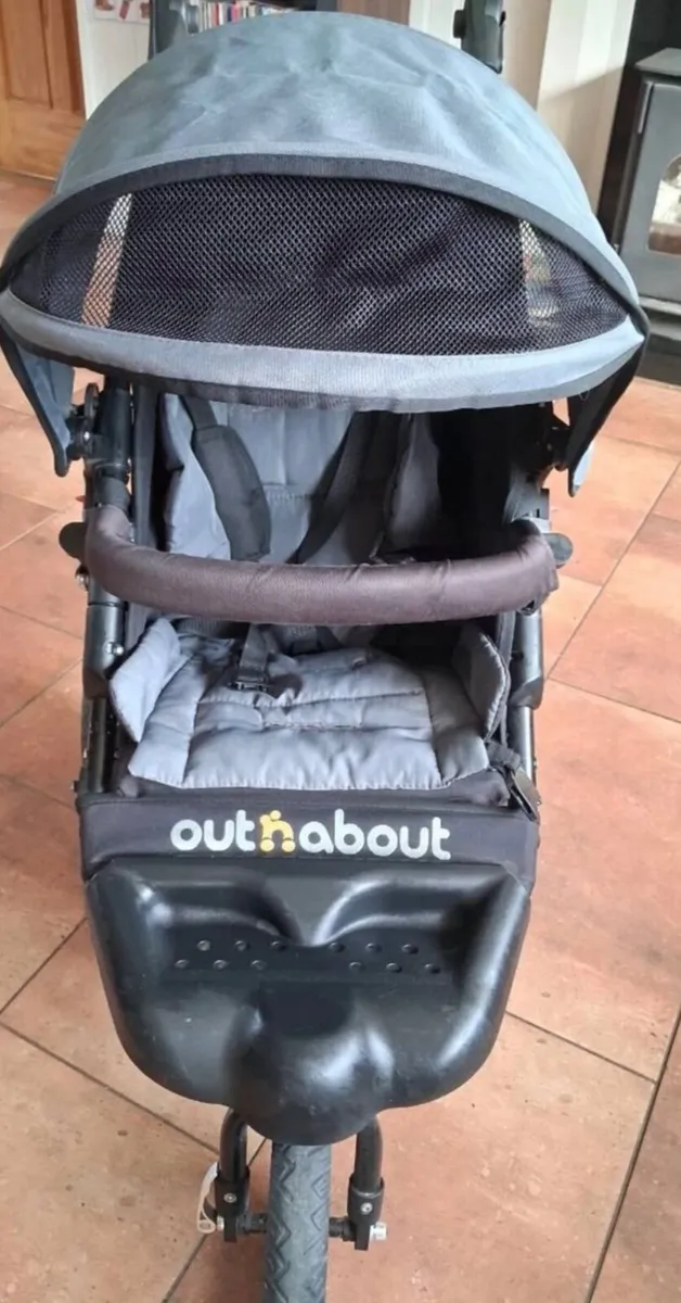 Out and about stroller - Image 1