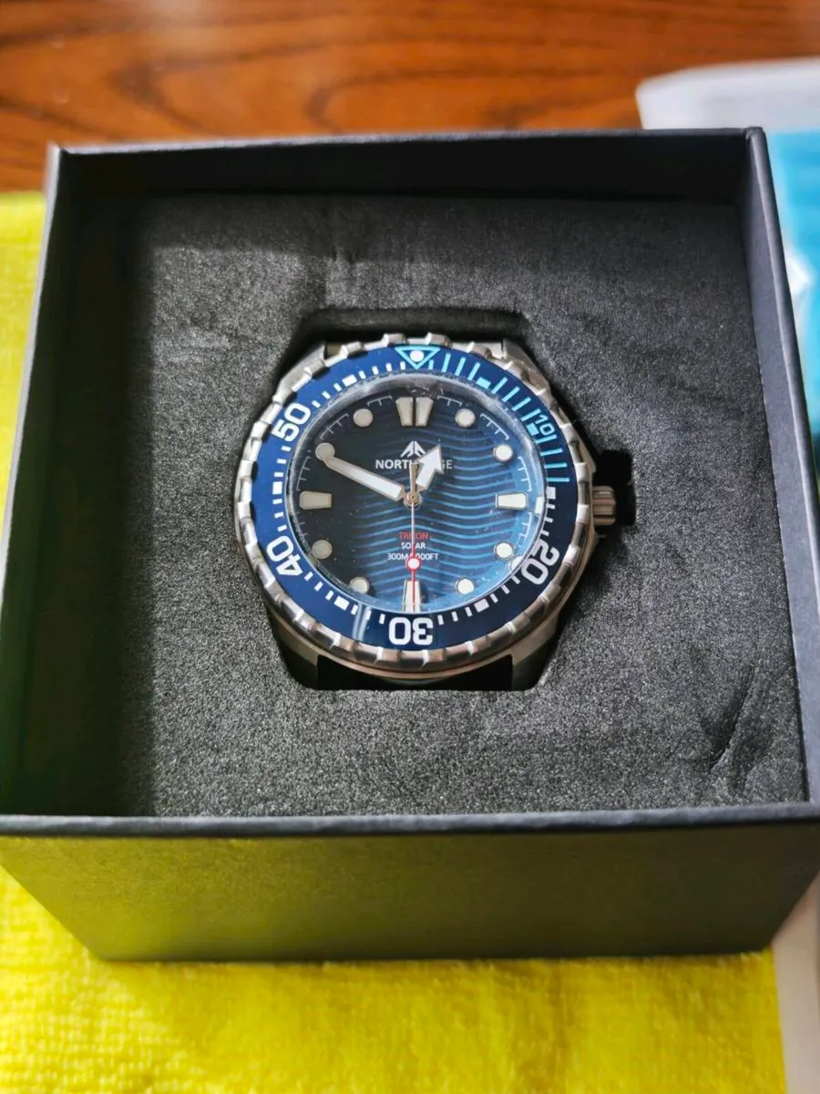 North edge Triton WR. 300m Solar mens watch.New - Image 2