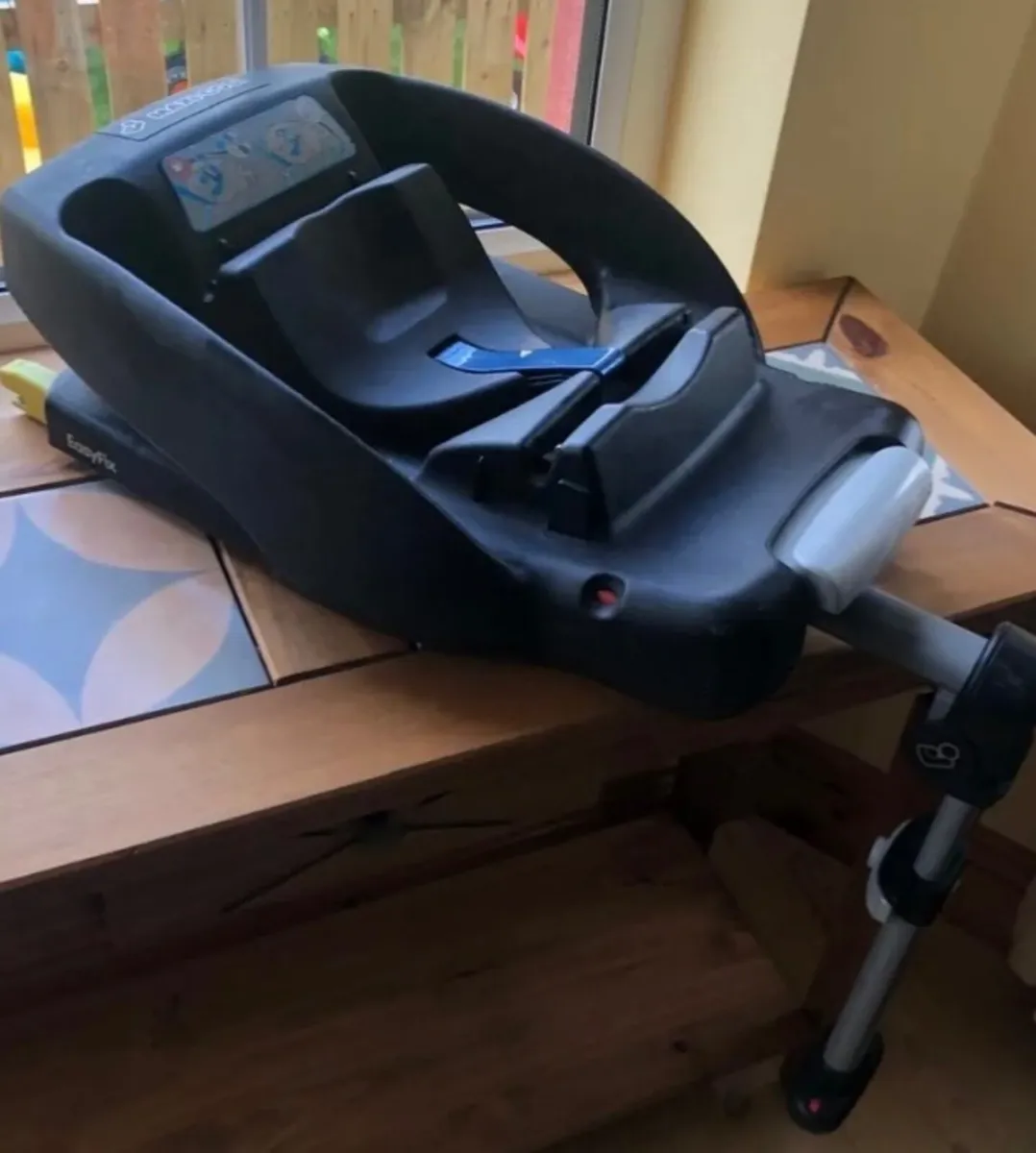 Maxi cosi base - Image 2