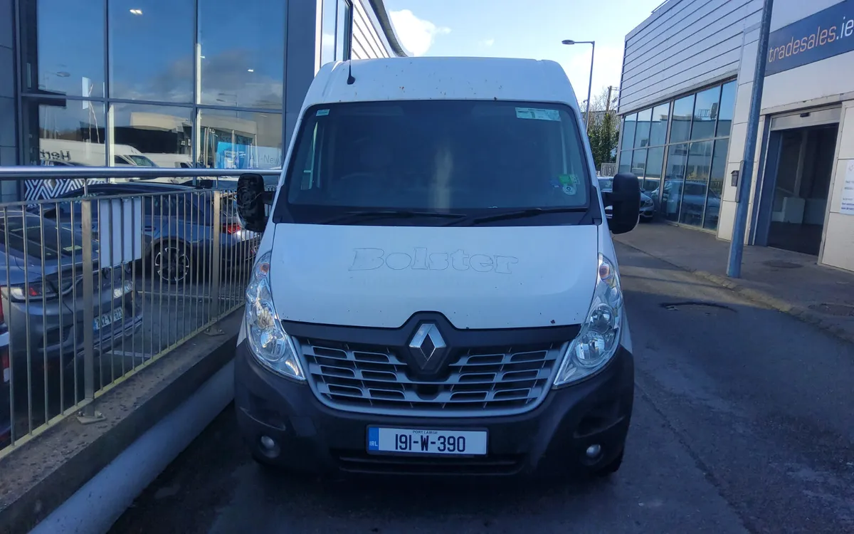 Renault Master 2019 - Image 1