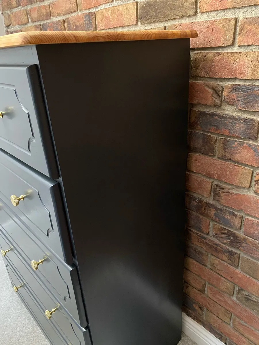 Large solid wood Chest of Drawers - Image 4