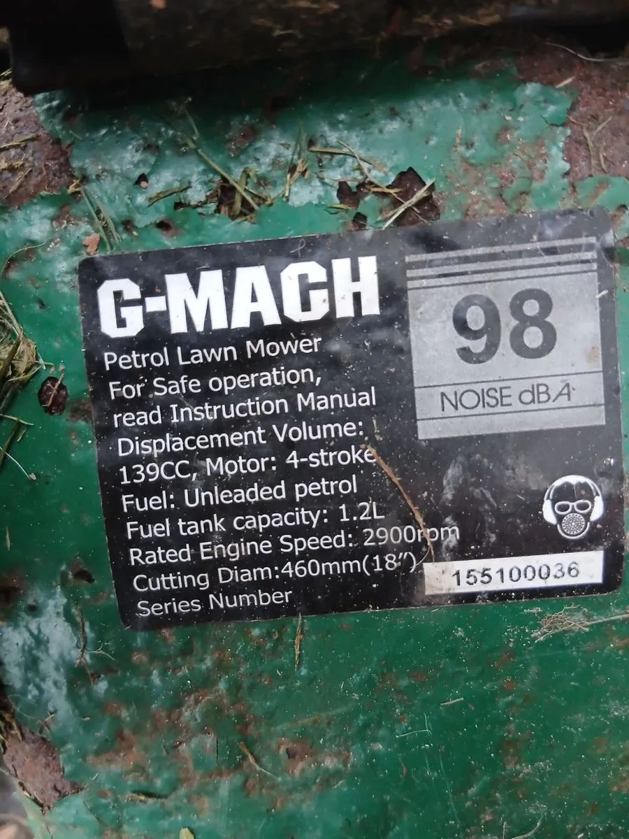 Push lawnmower engine for sale 70e - Image 3