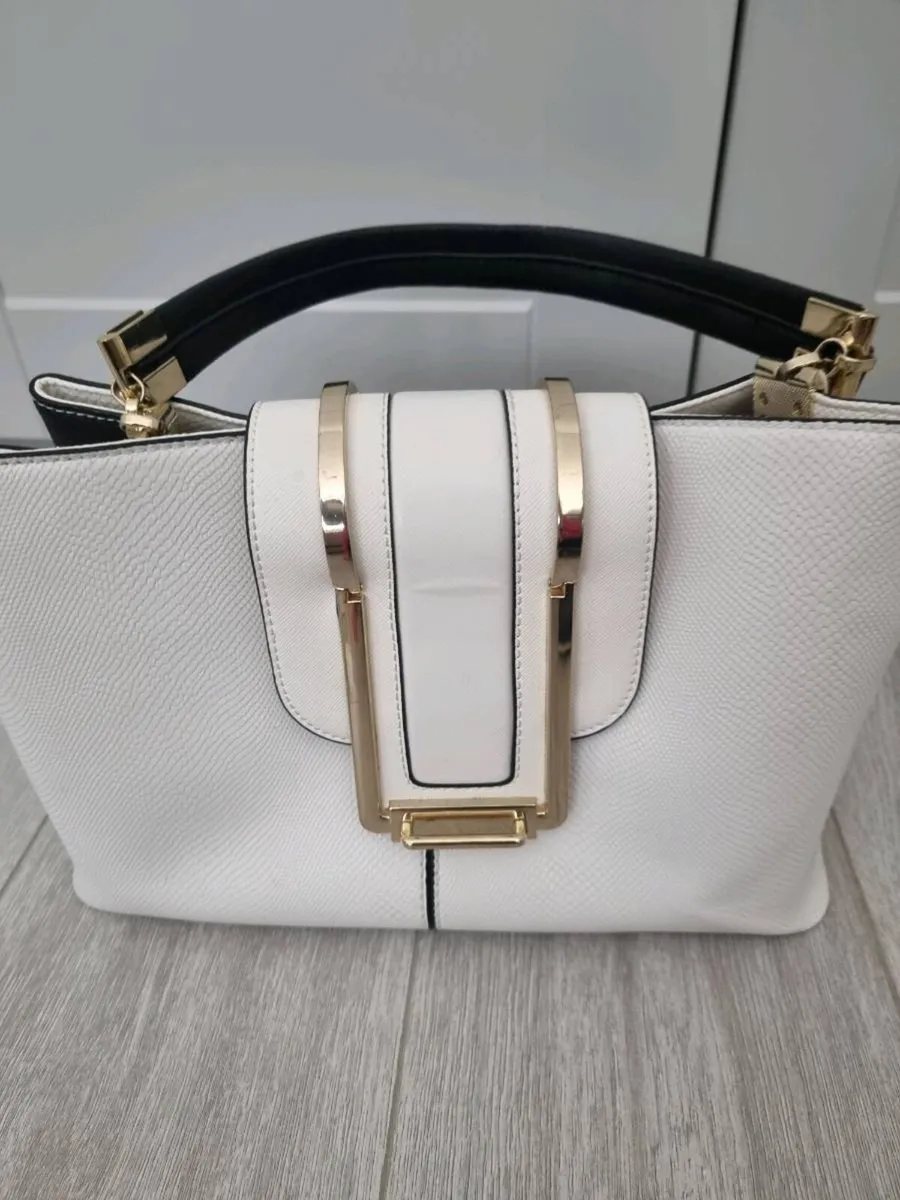 Riverisland Handbag/ purse - Image 2