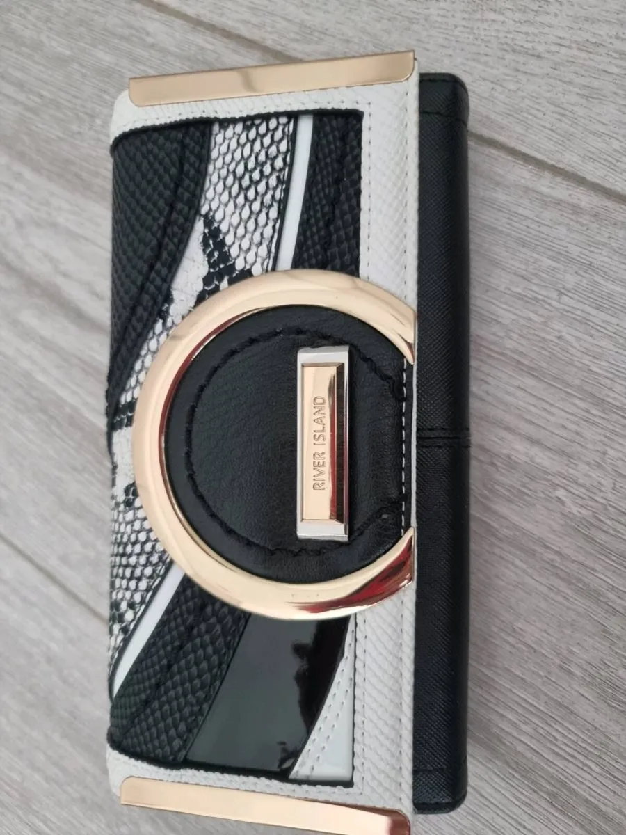 Riverisland Handbag/ purse - Image 3