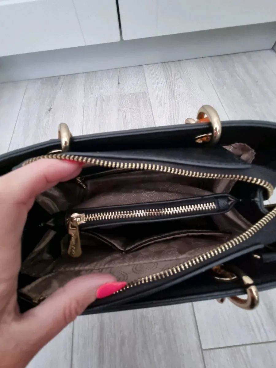 Michael kors Black bag - Image 3