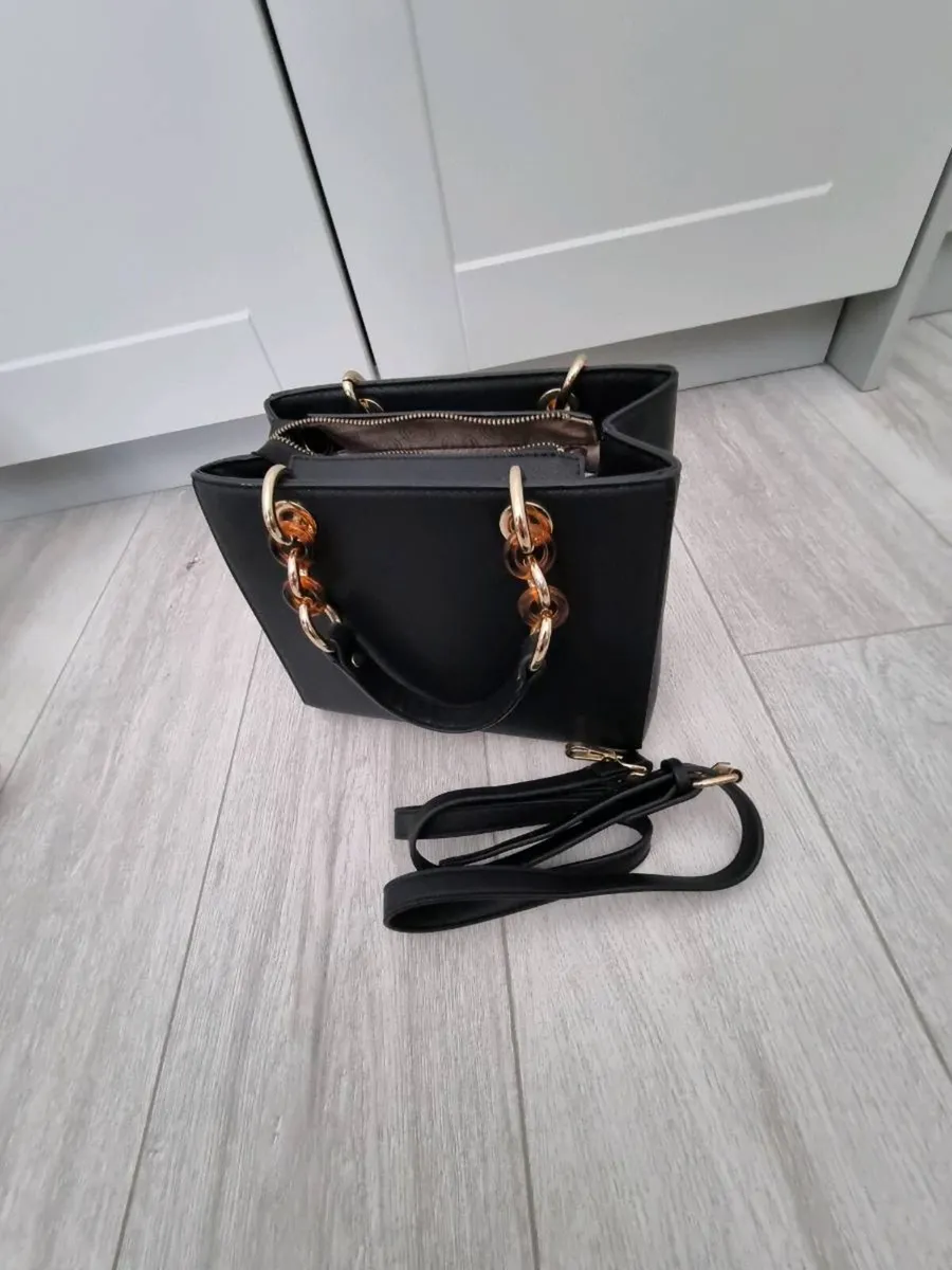 Michael kors Black bag - Image 4
