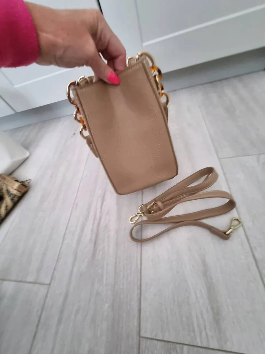 Michael kors Beige bag - Image 4
