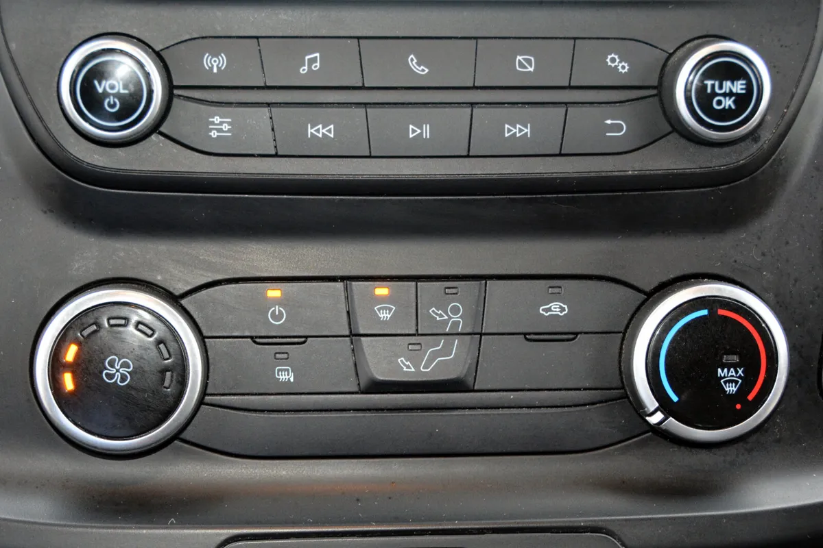 Ford Transit LWB High Roof - Image 4