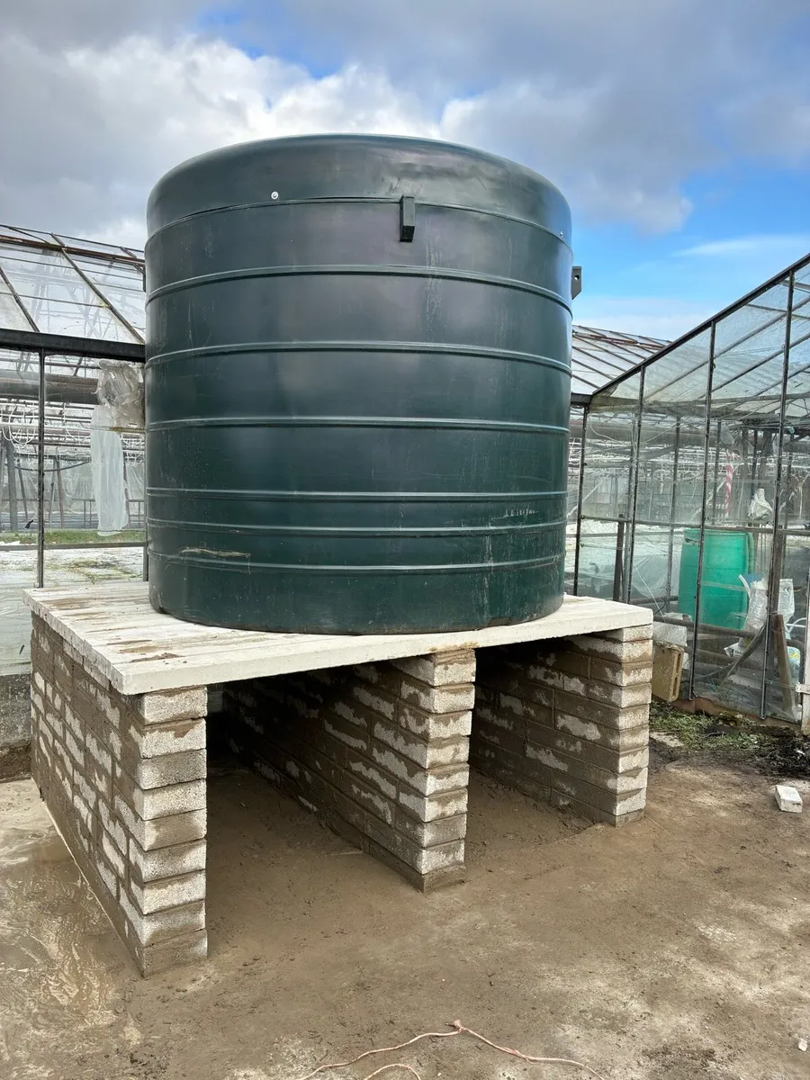 Water tank - Image 2