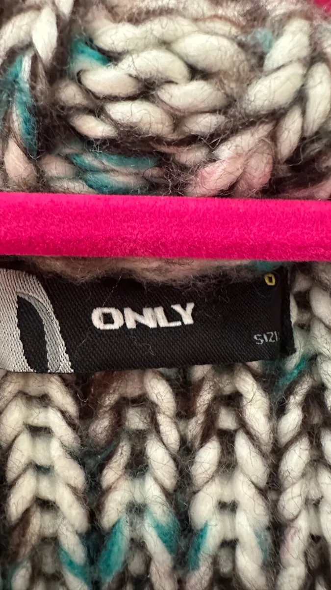 Women’s cardigan 14 - Image 2