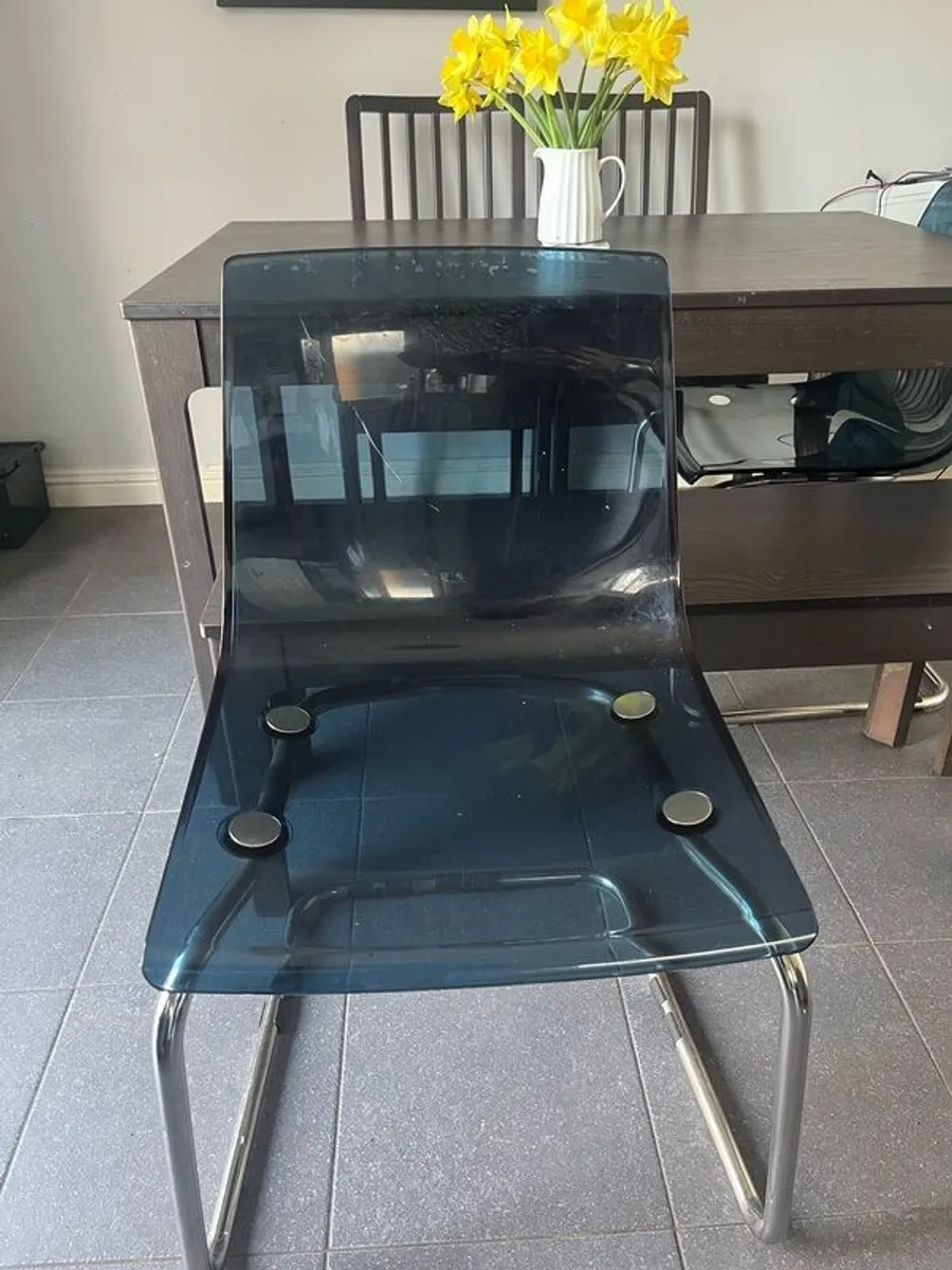kitchen table and chairs - Image 2