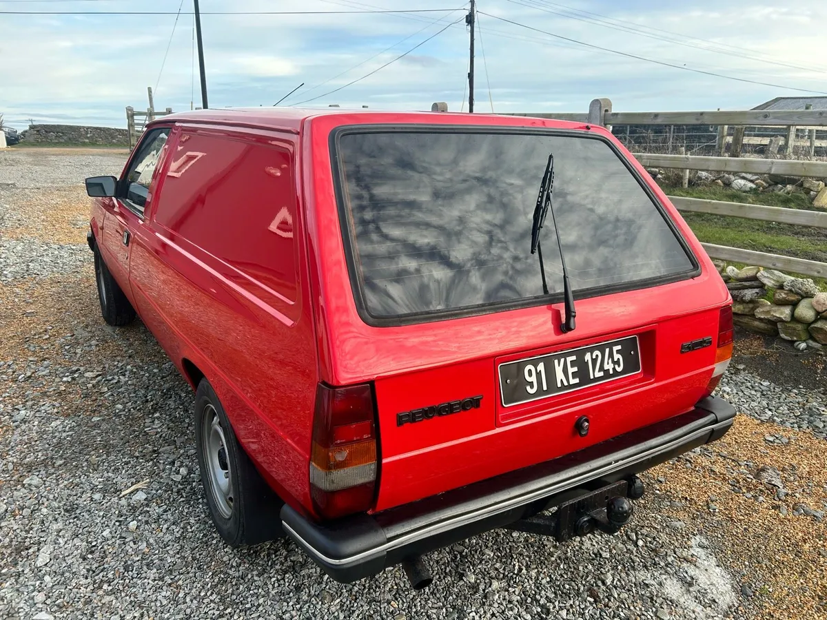 Peugeot 305 van - Image 4