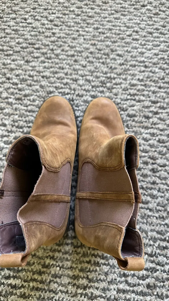 Clark’s boots 8 - Image 3