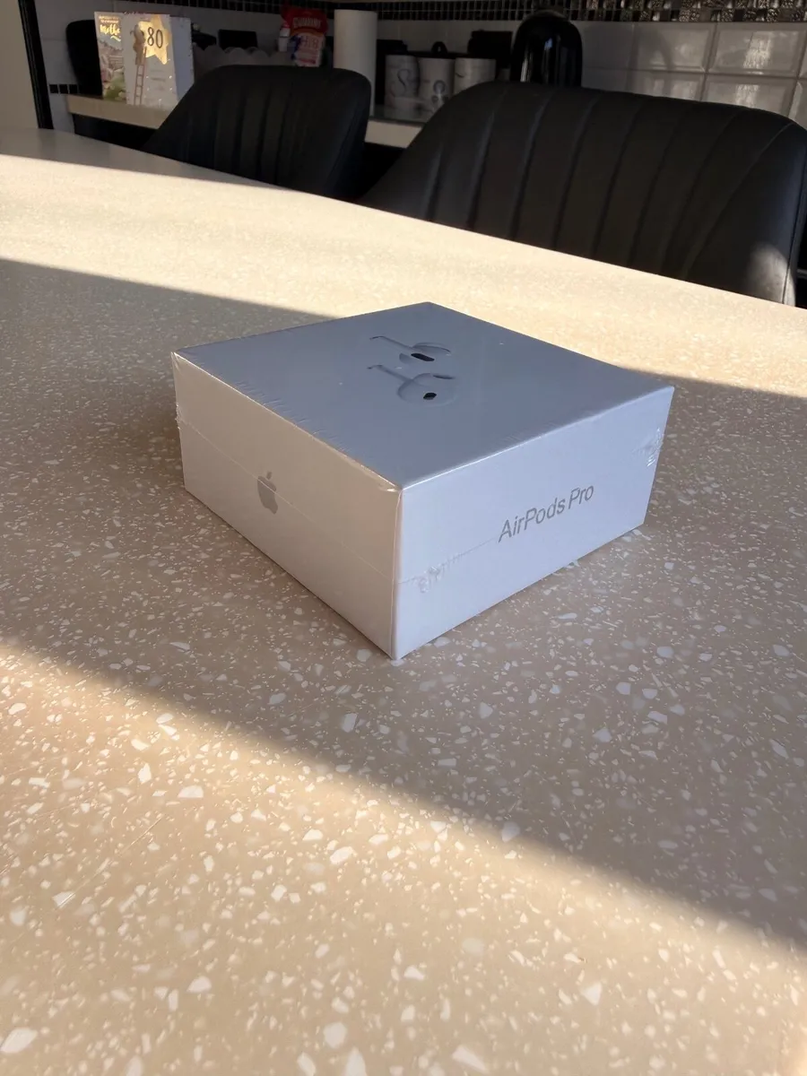 Apple AirPods Pro 2nd generation - Image 1