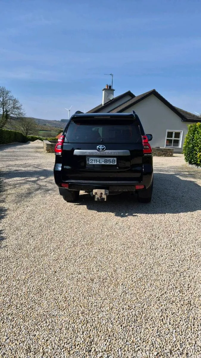 Toyota landcruiser auto NO VAT - Image 4