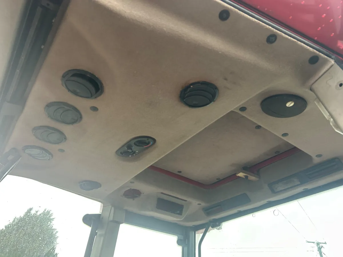 2004 Case JX1080U 2wd - Image 4