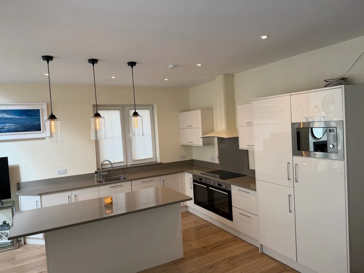 Kitchen & Appliances - Image 2