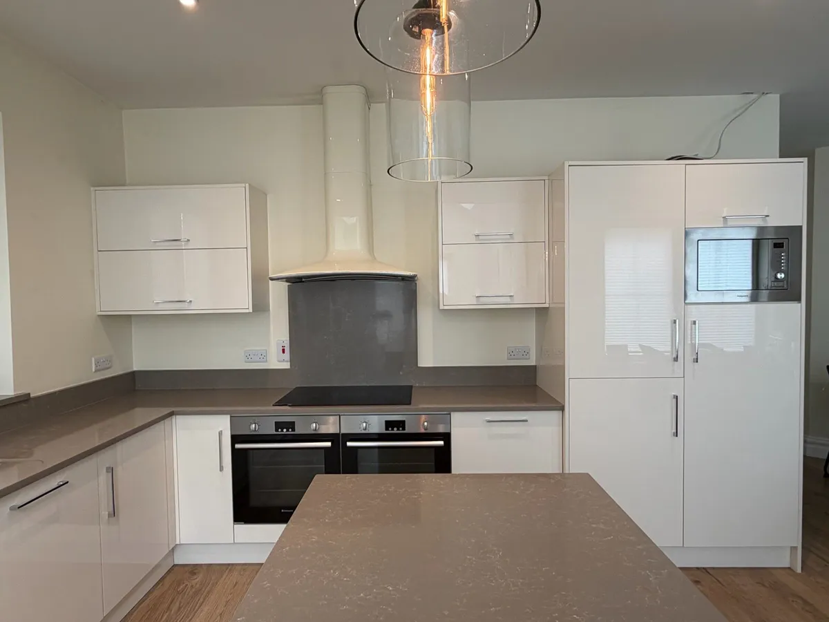 Kitchen & Appliances - Image 3