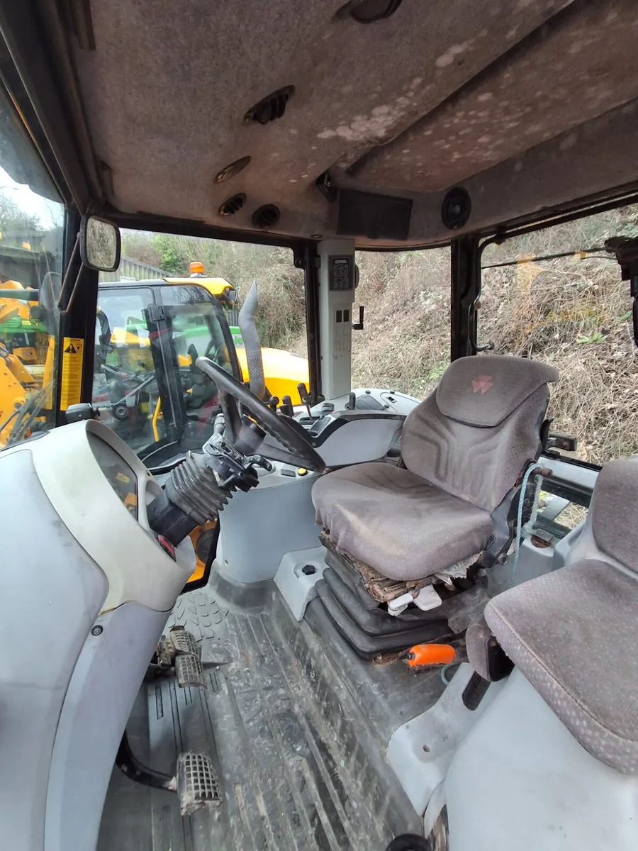 Massey Ferguson 6480 Dyna 6 - Image 2