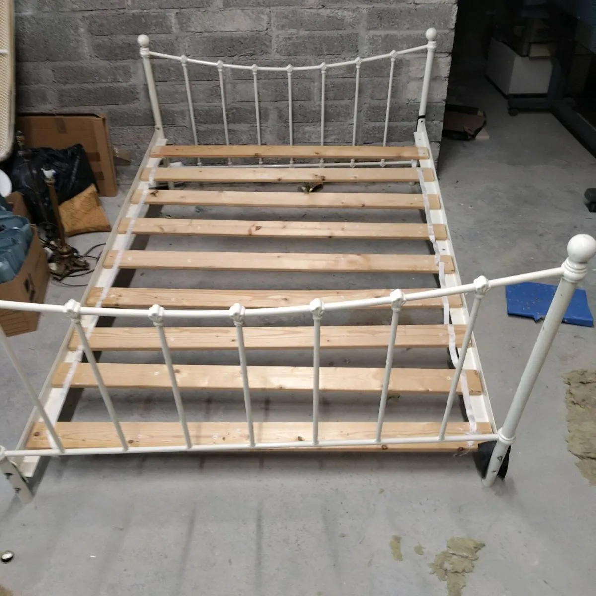 Double bed frame - Image 1