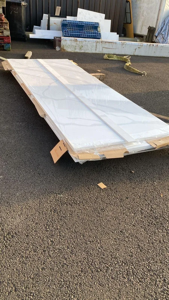 Quartz worktops calacatta thermal glow - Image 4