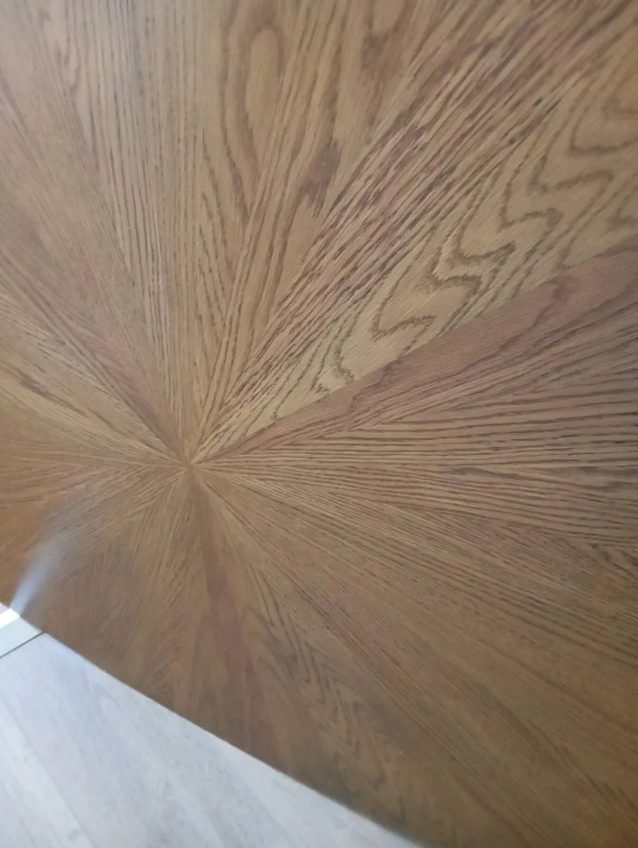 Kitchen table - Image 3