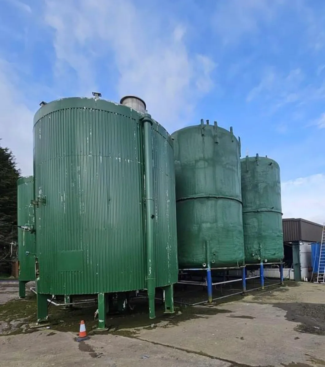 3 X 80,000L Stainless Steel Tanks - Image 2