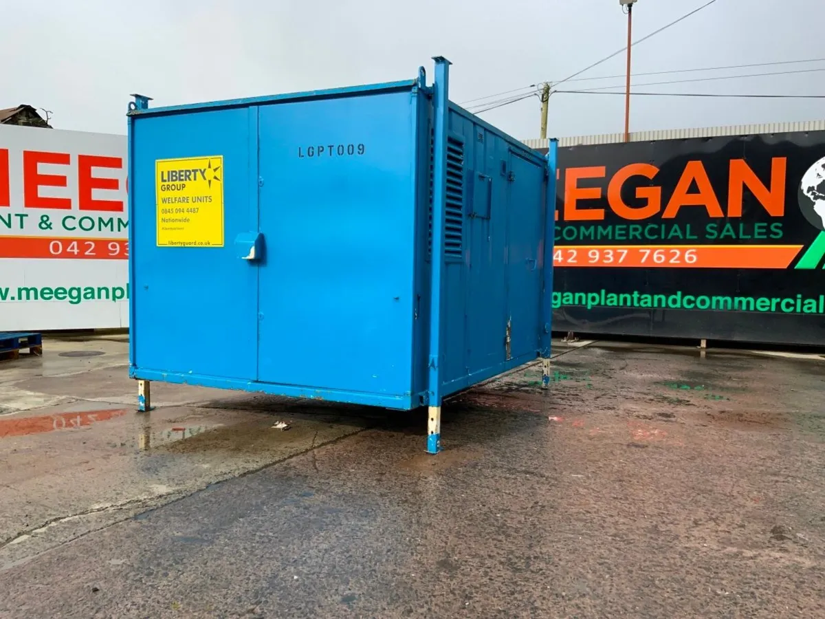 12ft x 10ft VANDAL PROOF WELFARE CABIN.......842p - Image 1