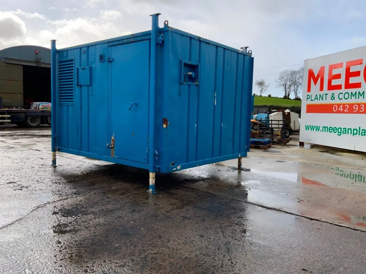 12ft x 10ft VANDAL PROOF WELFARE CABIN.......842p - Image 3