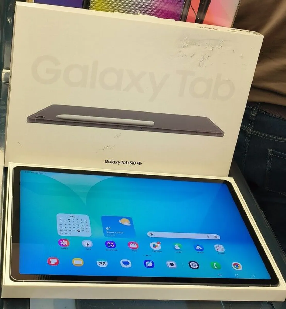 13.1" SAMSUNG Galaxy Tab S10 FE Plus (S10 FE +) 128GB WiFi Grey  (Looked Not Used) - Image 4