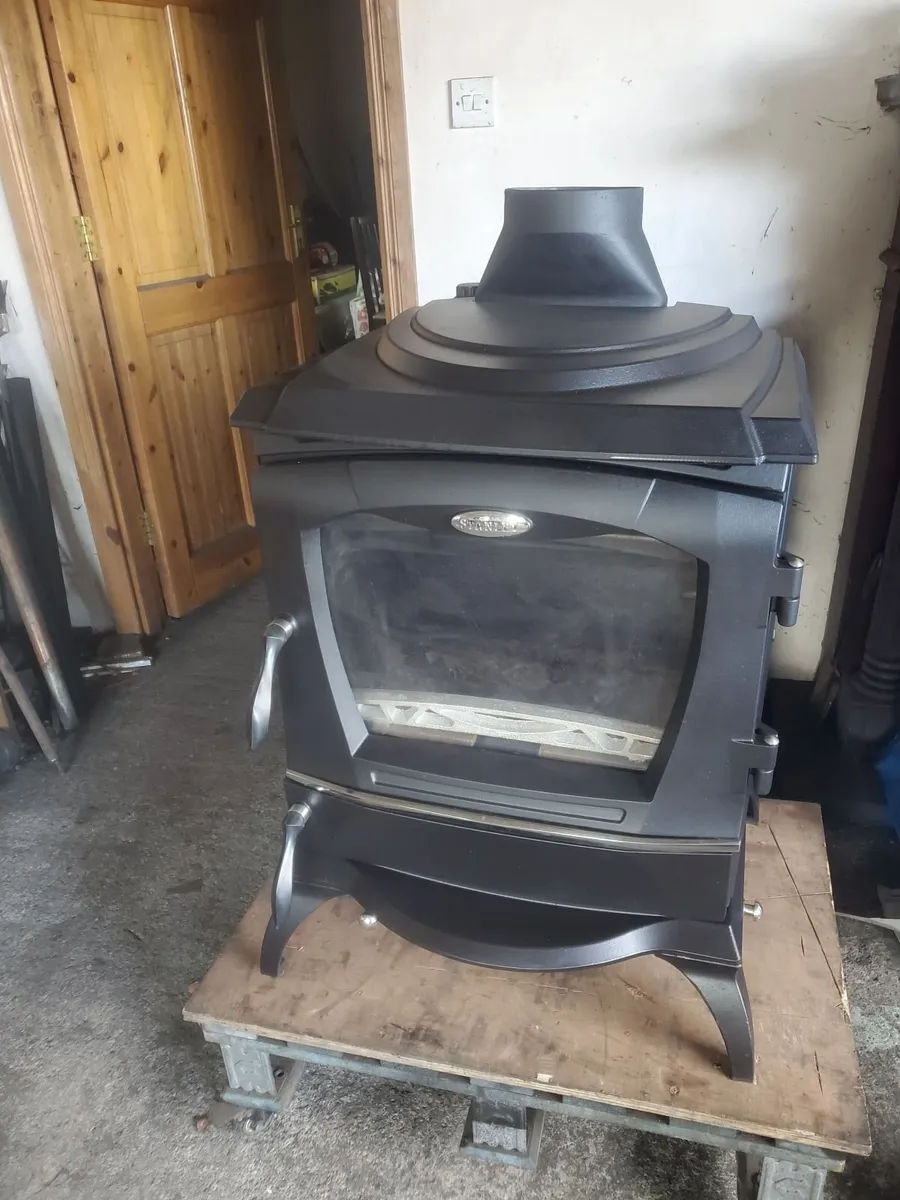 Stanley Reginald boiler stove perfect condition - Image 4