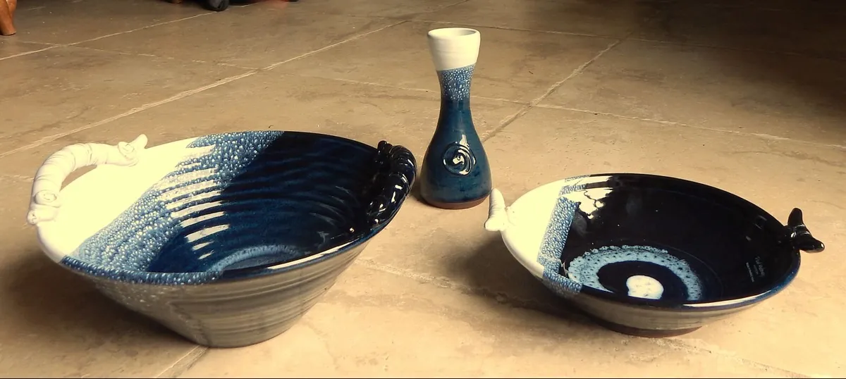 Selection of 3 Paul Maloney ‘Ocean’ Pottery Pieces - Image 2