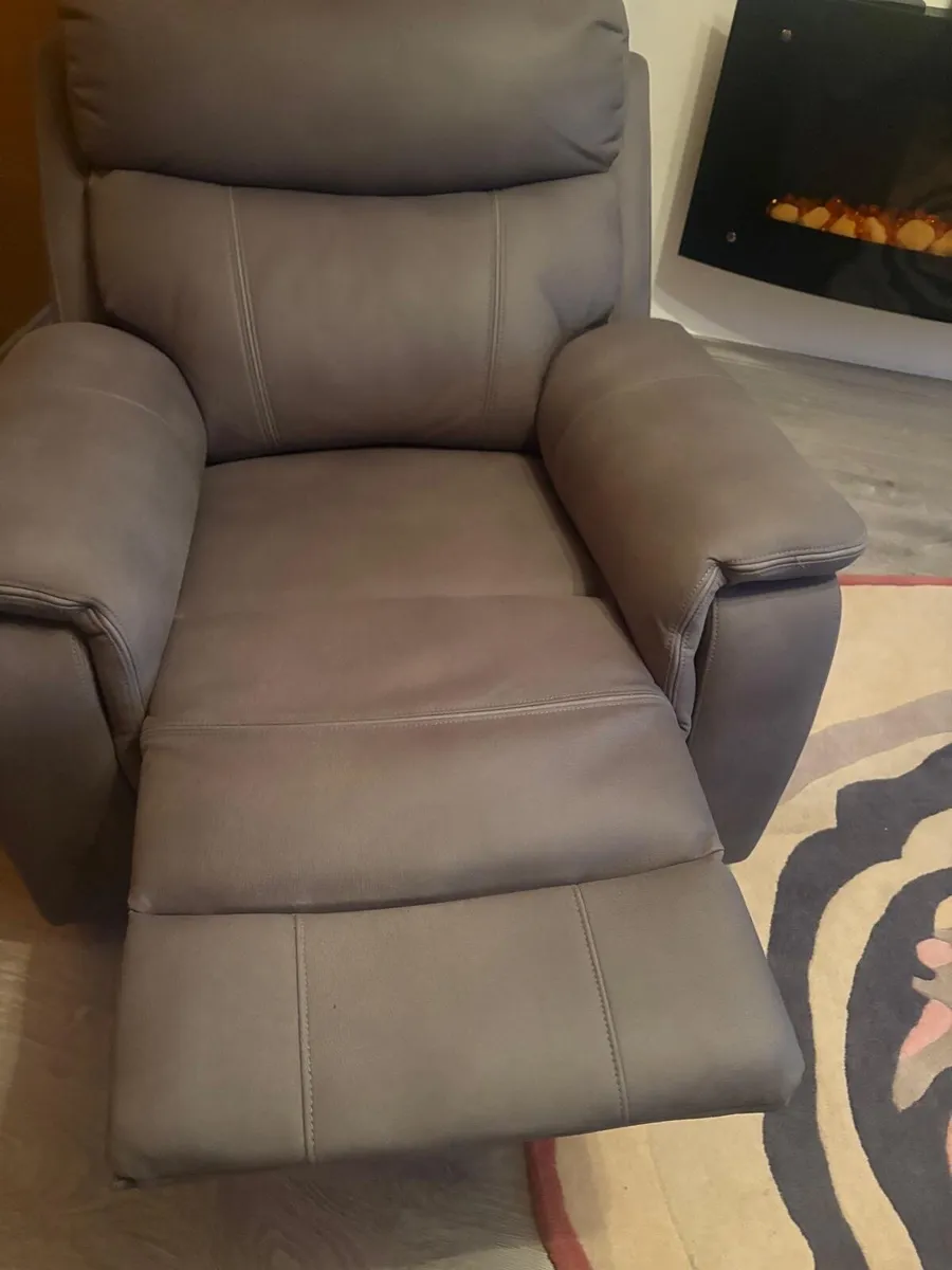 Electric Recliner Armchair - Image 4