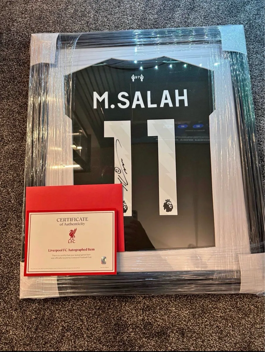 Mo Salah signed framed jersey - Image 1